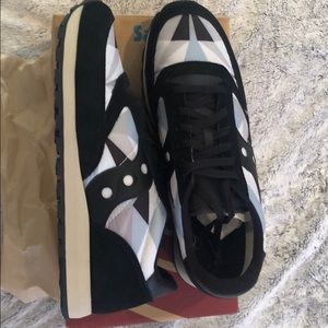 New in Box Saucony - Jazz Original size 12 men’s.